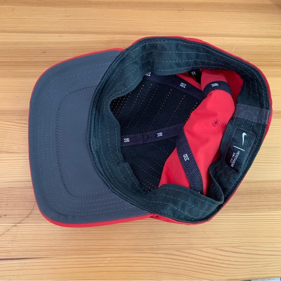 Tiger Woods Red Nike Heritage86 Dri-Fit Golf Hat - Picture 5 of 7